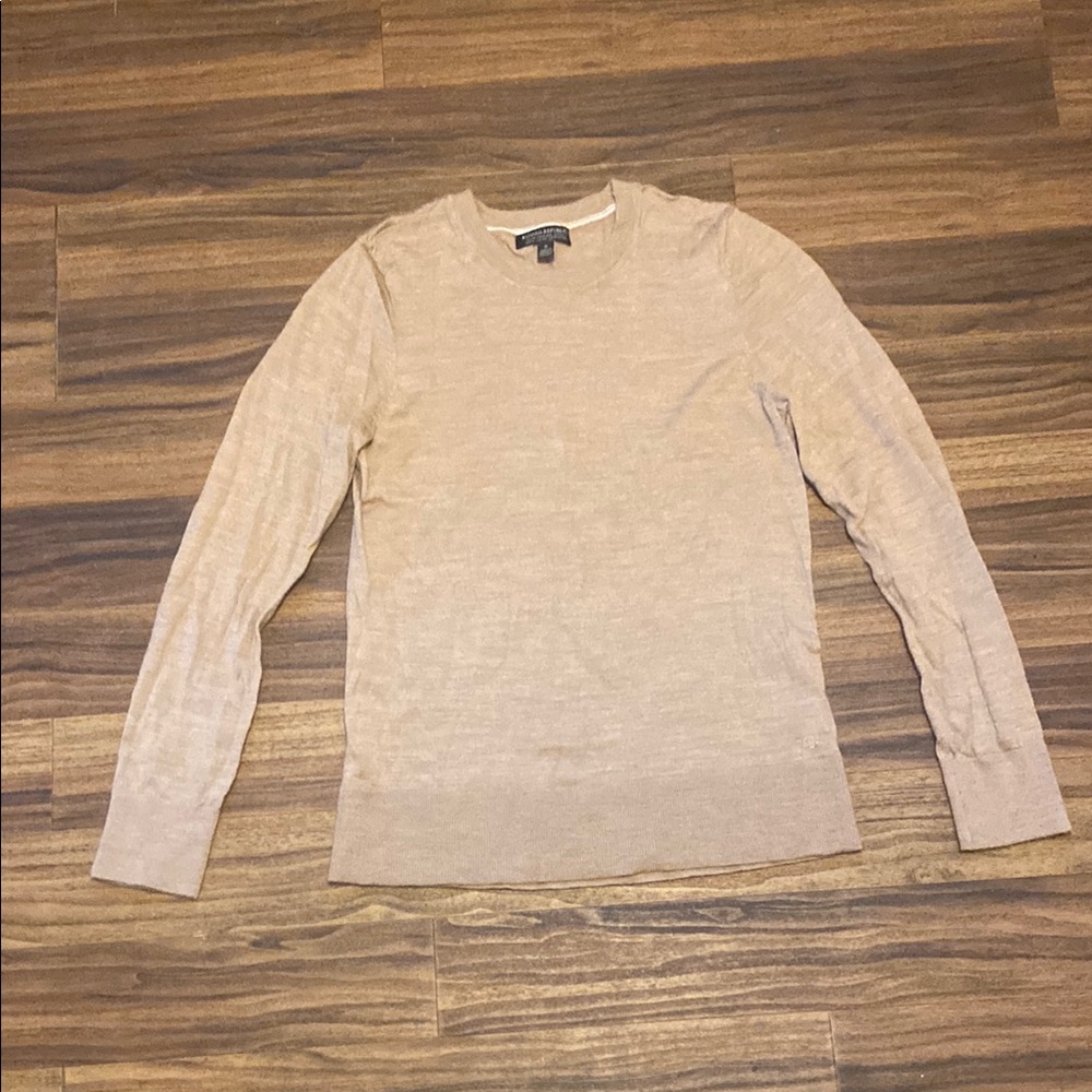 Size Medium Merino Wool Crewneck Long Sleeve Shirt